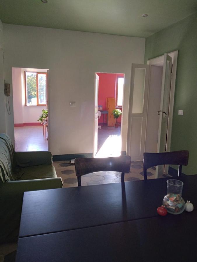 Lotte'S Guesthouse Ліворно Екстер'єр фото