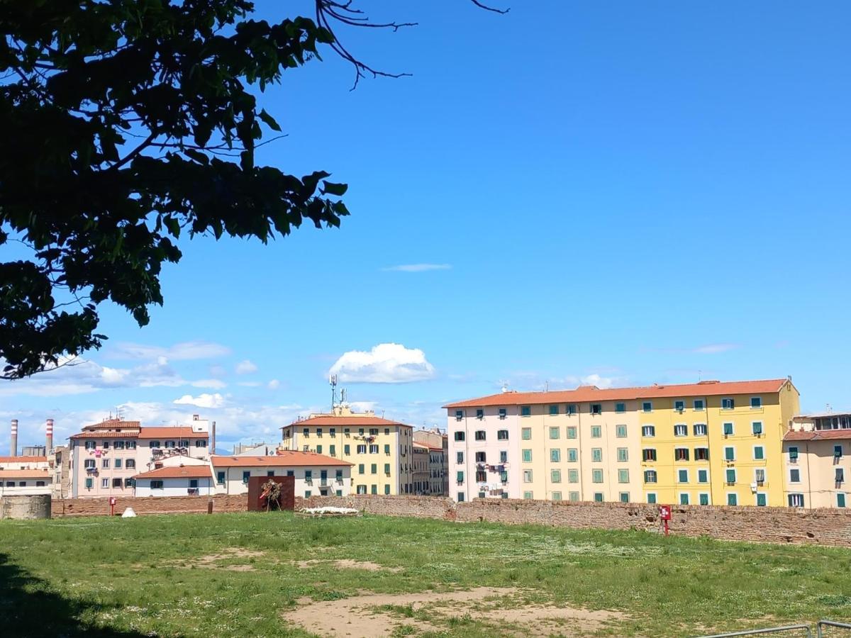 Lotte'S Guesthouse Ліворно Екстер'єр фото