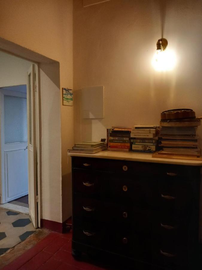 Lotte'S Guesthouse Ліворно Екстер'єр фото